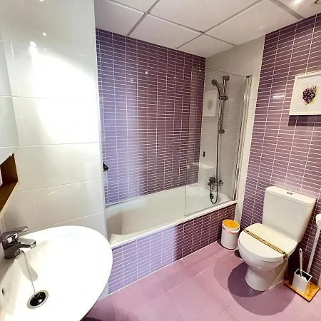 Pushe Sun & Tradition 3 Apartment