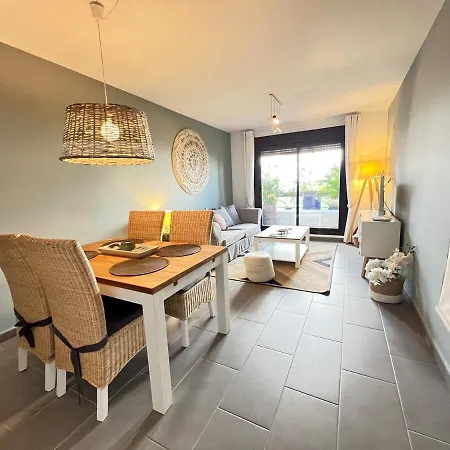 Pushe Sun & Tradition 3 Apartment *