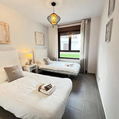 Pushe Sun & Tradition 3 * Salobrena